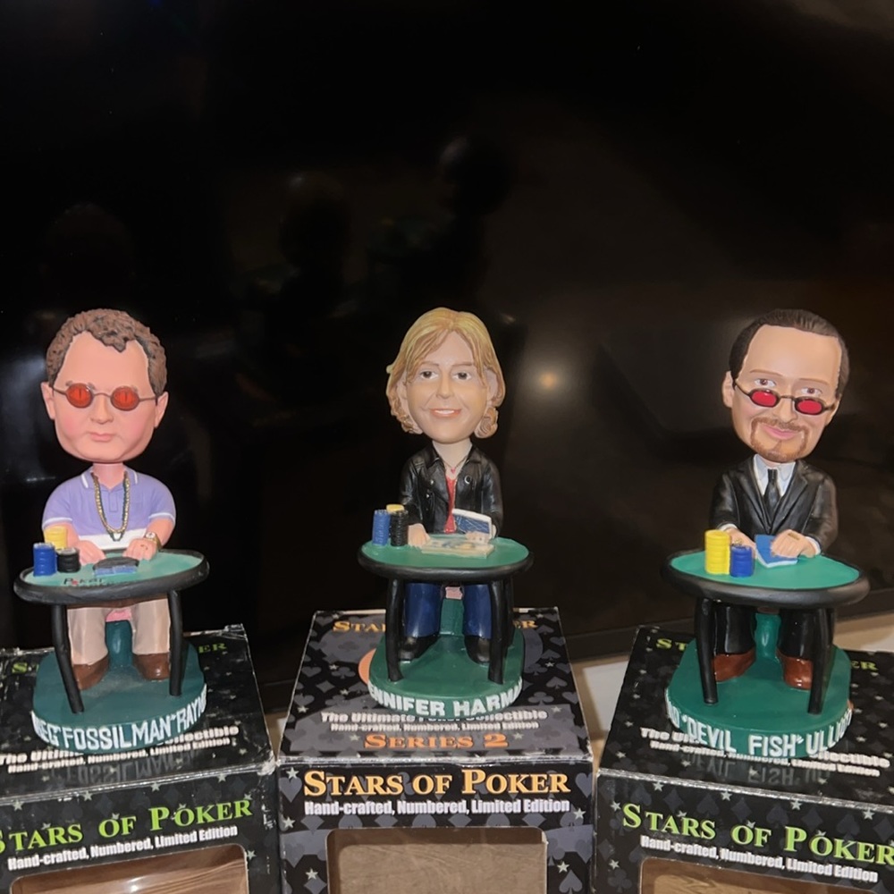 Stars of Poker Figurines Set
